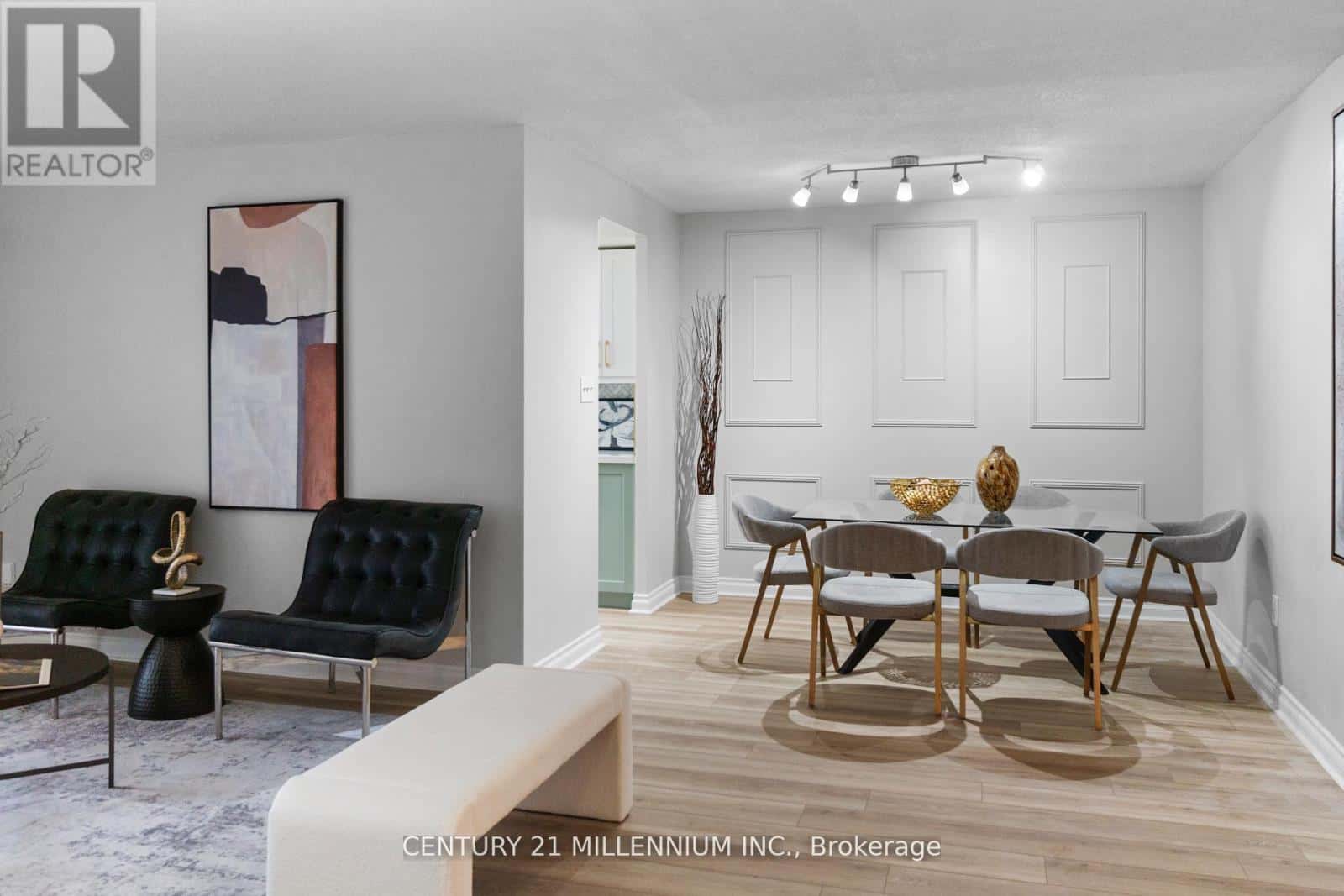 401 - 5 LISA STREET — Brampton (Queen Street Corridor), Ontario - Photo 2 of 14