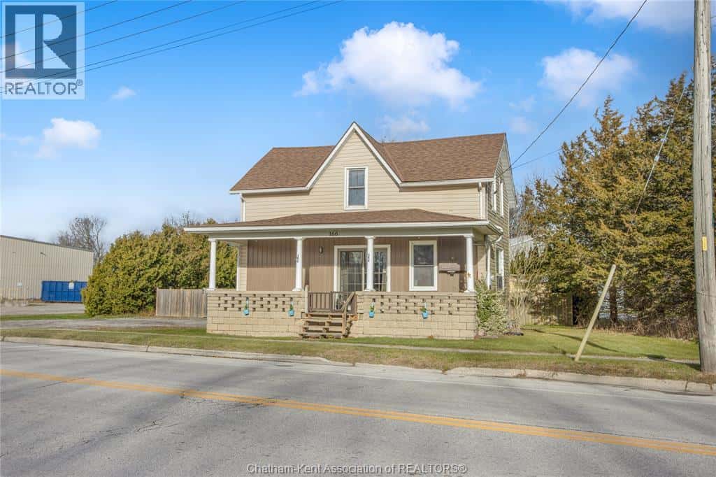 166 LONDON ROAD — Thamesville, Ontario - Photo 3 of 42