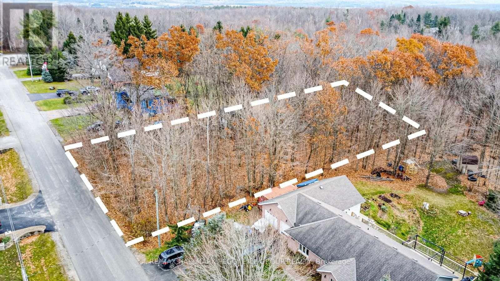 17 VALLEYVIEW DRIVE — Oro-Medonte, Ontario - Photo 2 of 6