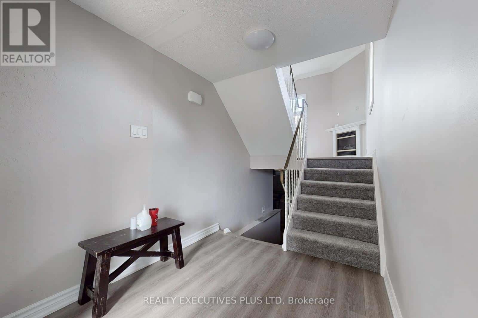 76 - 1330 TROWBRIDGE DRIVE — Oshawa (Centennial), Ontario - Photo 5 of 26