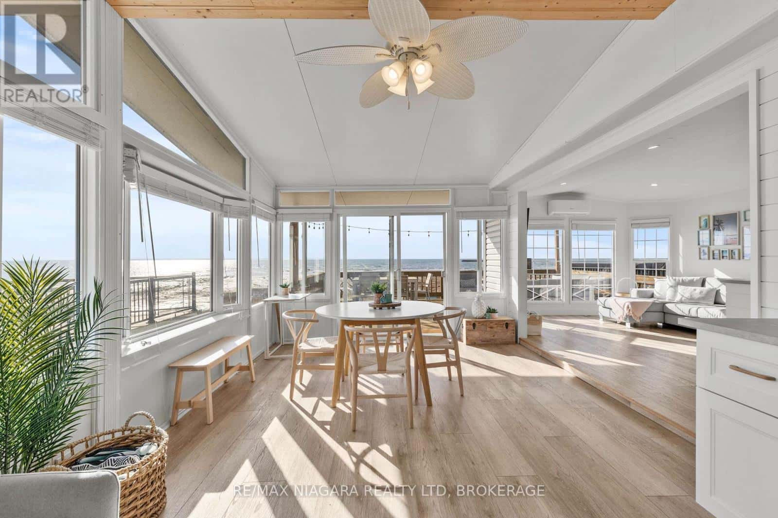 490 EMPIRE ROAD — Port Colborne (Sherkston), Ontario - Photo 4 of 32