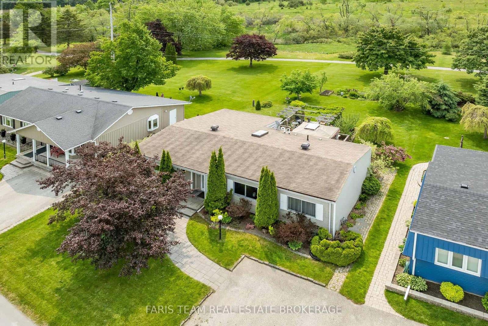 81 CORNER BROOK TRAIL — Innisfil (Alcona), Ontario - Photo 2 of 32