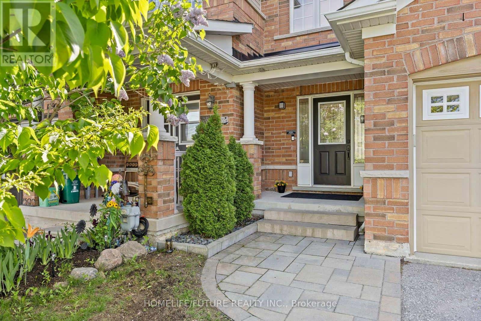 1392 GLASPELL CRESCENT — Oshawa (Pinecrest), Ontario - Photo 3 of 31