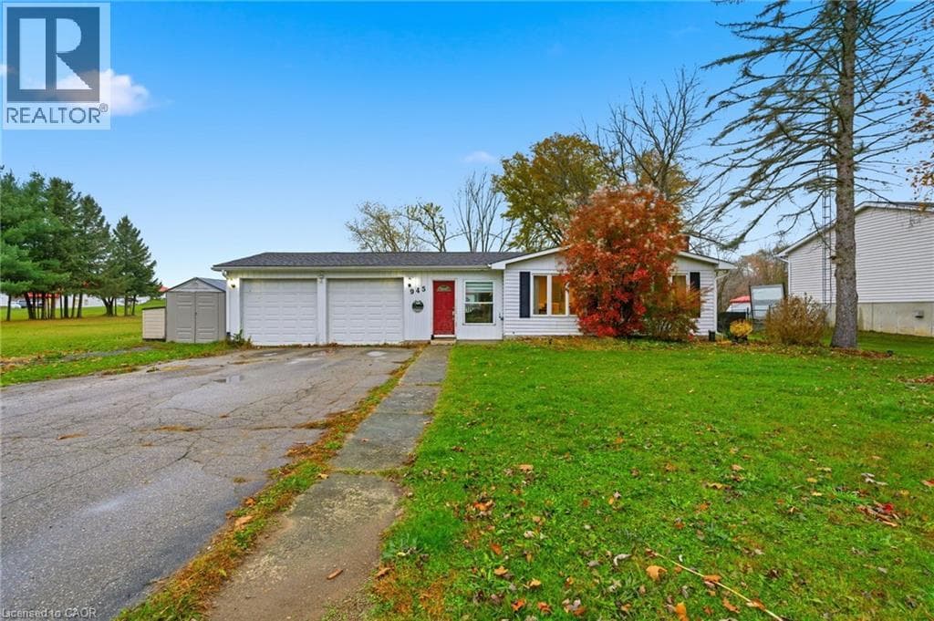 945 REGIONAL ROAD 97 — Puslinch, Ontario - Main photo