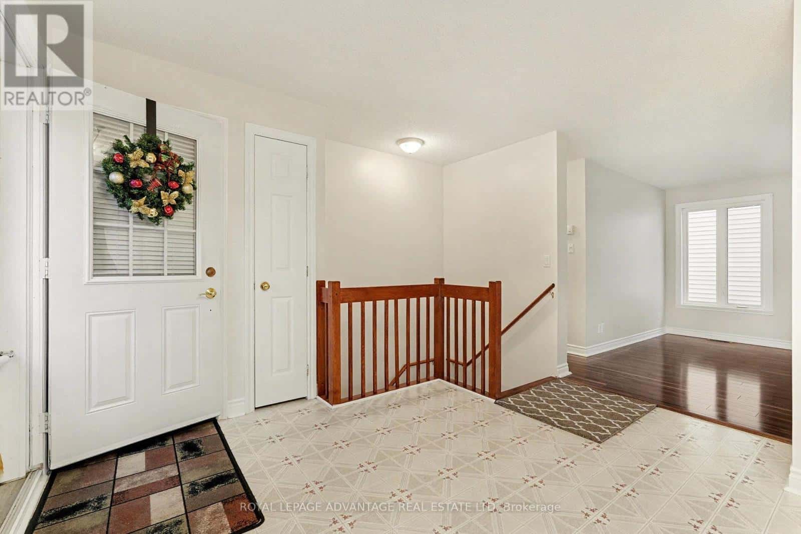 11 QUEEN STREET — Perth, Ontario - Photo 3 of 21