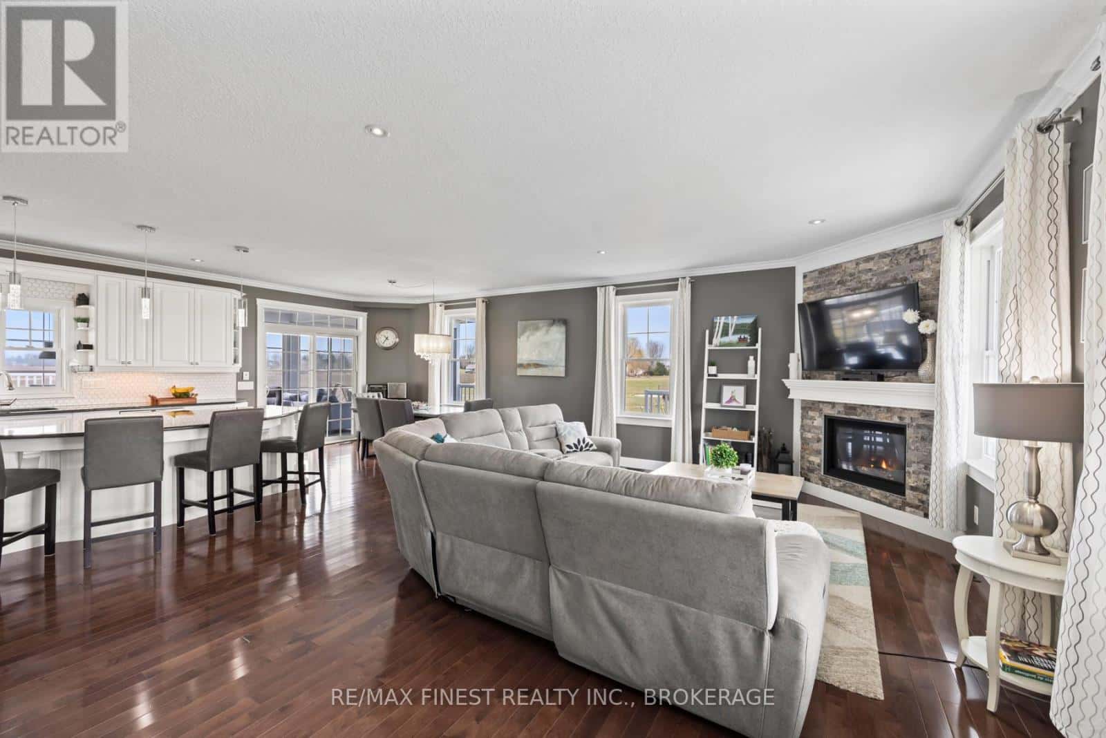 29 CUMMINGS ROAD — Elizabethtown-Kitley, Ontario - Photo 4 of 40