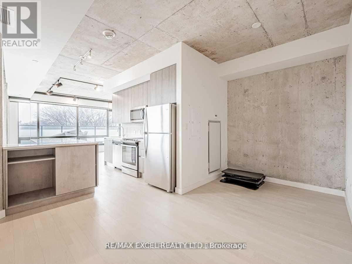 408 - 246 LOGAN AVENUE — Toronto (South Riverdale), Ontario - Photo 4 of 29