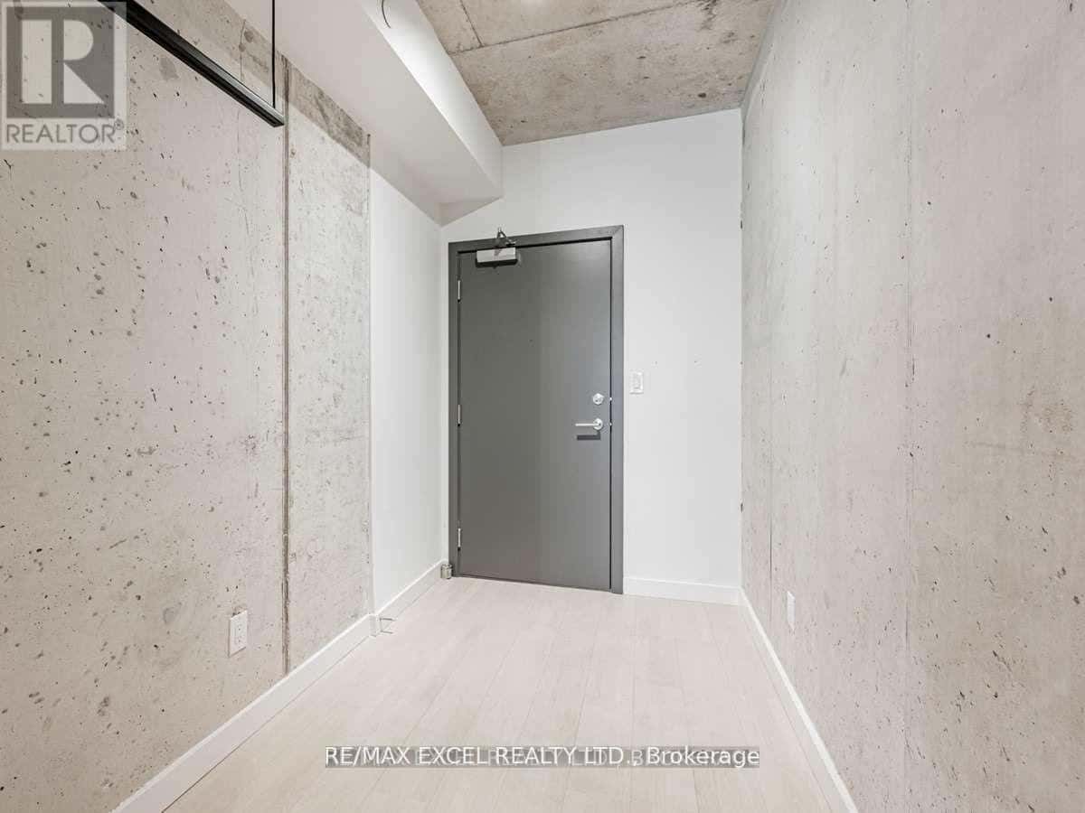 408 - 246 LOGAN AVENUE — Toronto (South Riverdale), Ontario - Photo 3 of 29