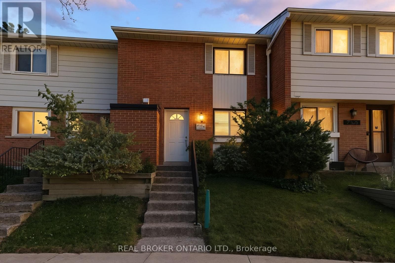 21 - 2107 MARINE DRIVE — Oakville (BR Bronte), Ontario - Main photo
