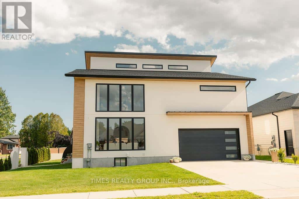 24 WILLIAM STREET — Tillsonburg, Ontario - Photo 4 of 40