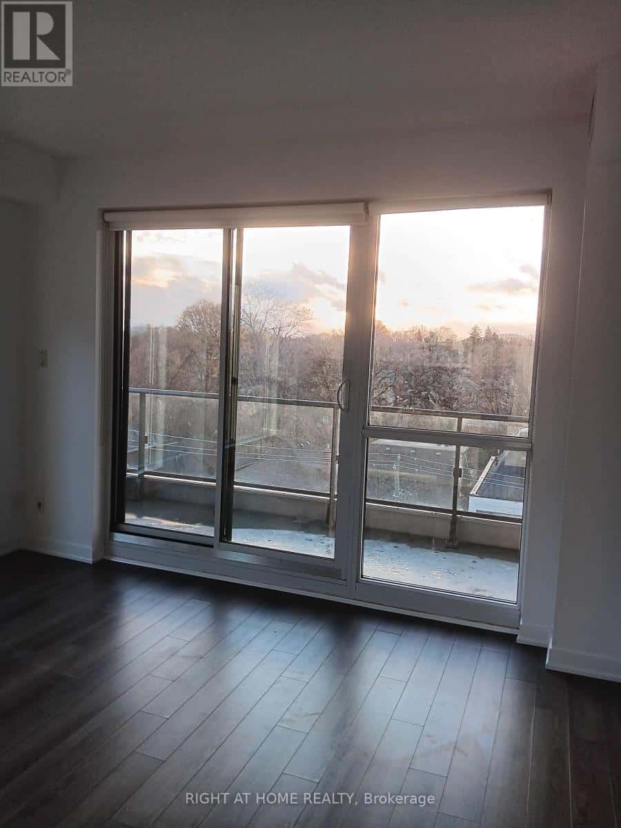 607 - 60 BERWICK AVENUE — Toronto (Yonge-Eglinton), Ontario - Photo 3 of 6