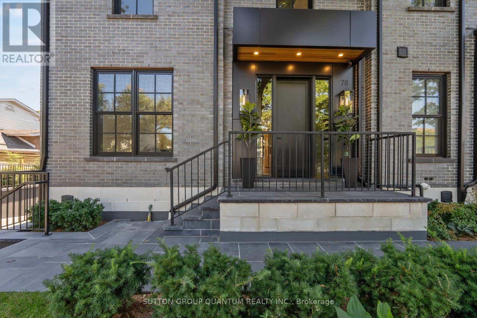 78 TRAFALGAR ROAD — Oakville (OO Old Oakville), Ontario - Photo 3 of 33