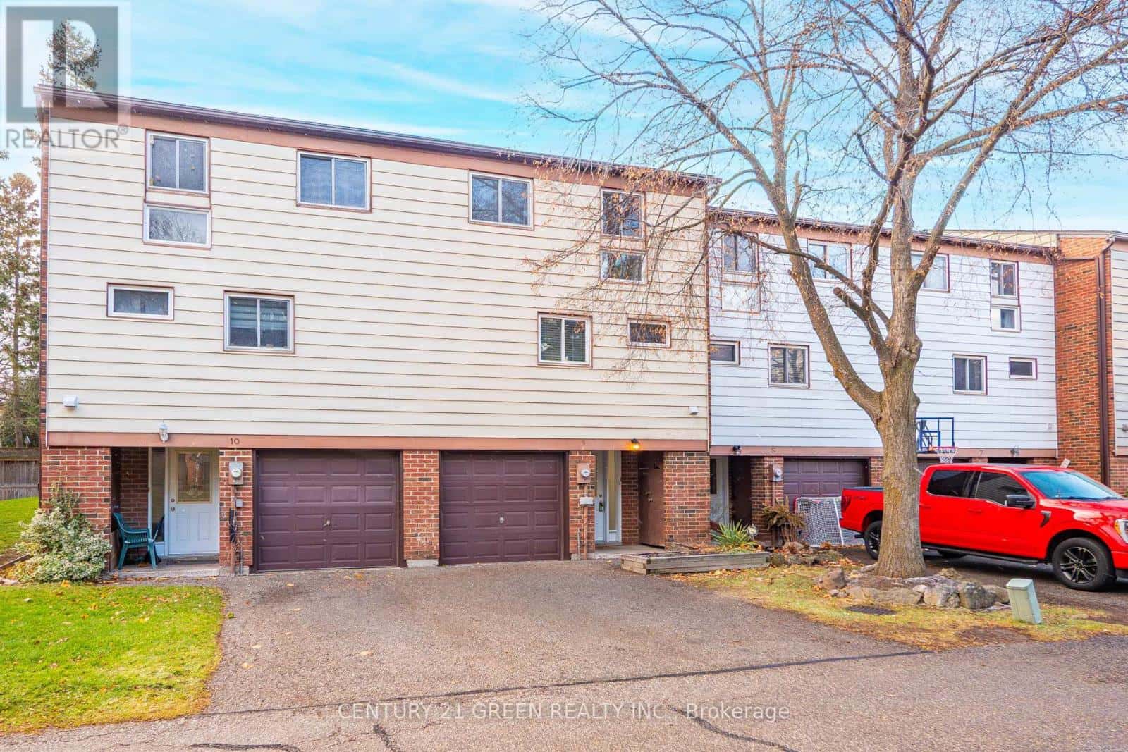 9 - 650 CHILDS DRIVE — Milton (TM Timberlea), Ontario - Photo 2 of 47