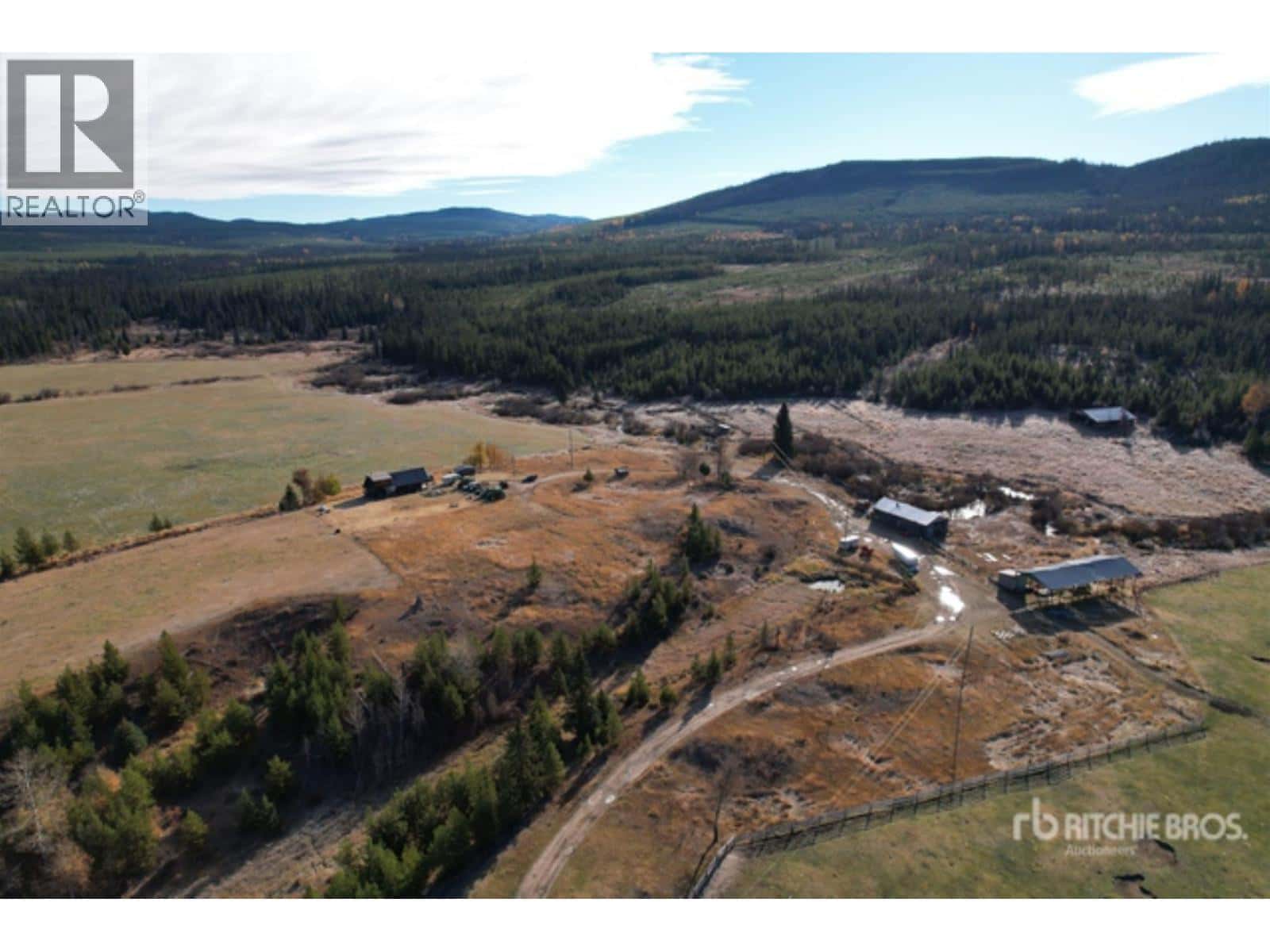 5670 EAGAN BONAPARTE ROAD — Bridge Lake, British Columbia - Photo 4 of 30