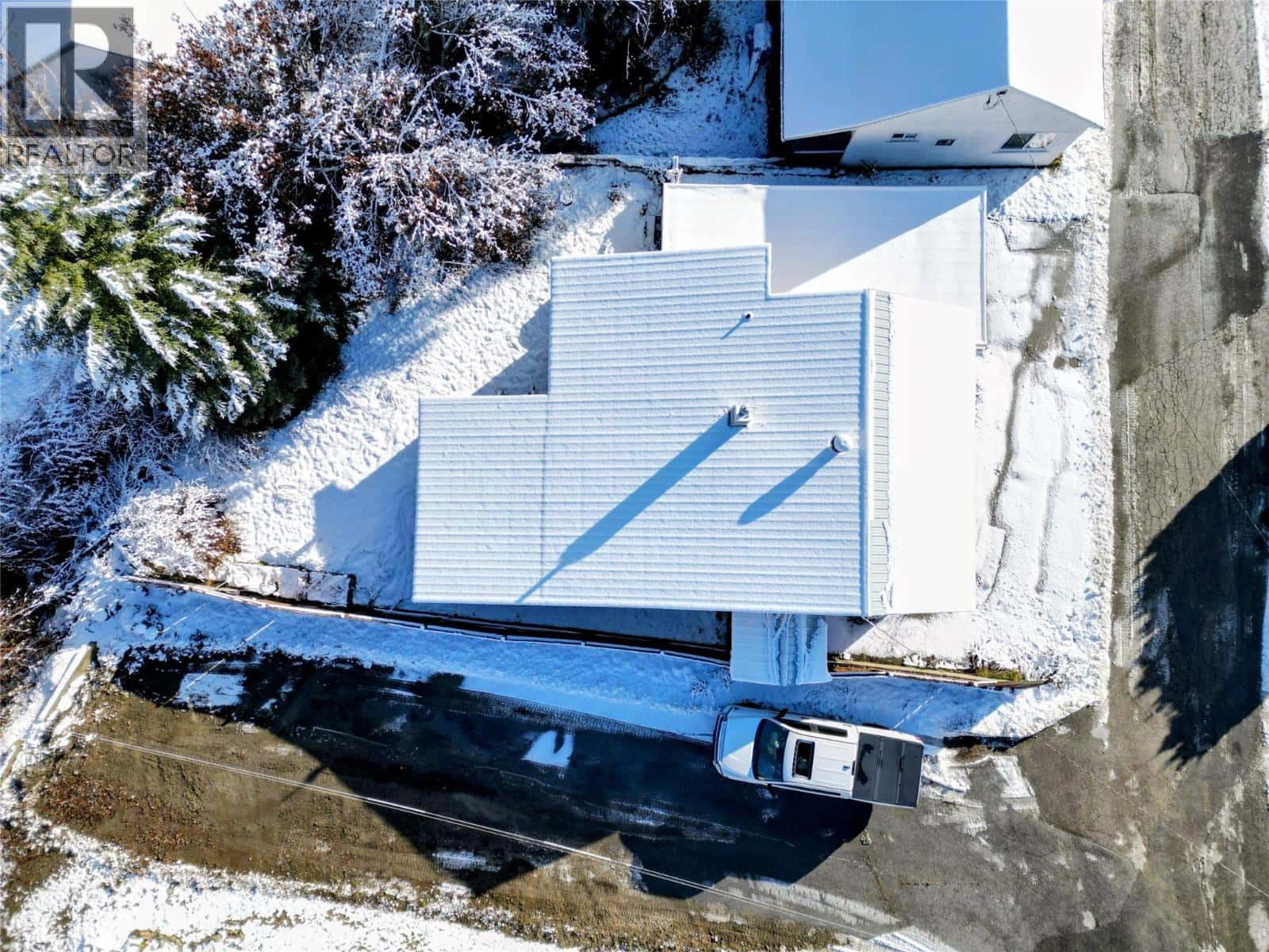 1866 COLE Street — Fruitvale, British Columbia - Photo 2 of 16