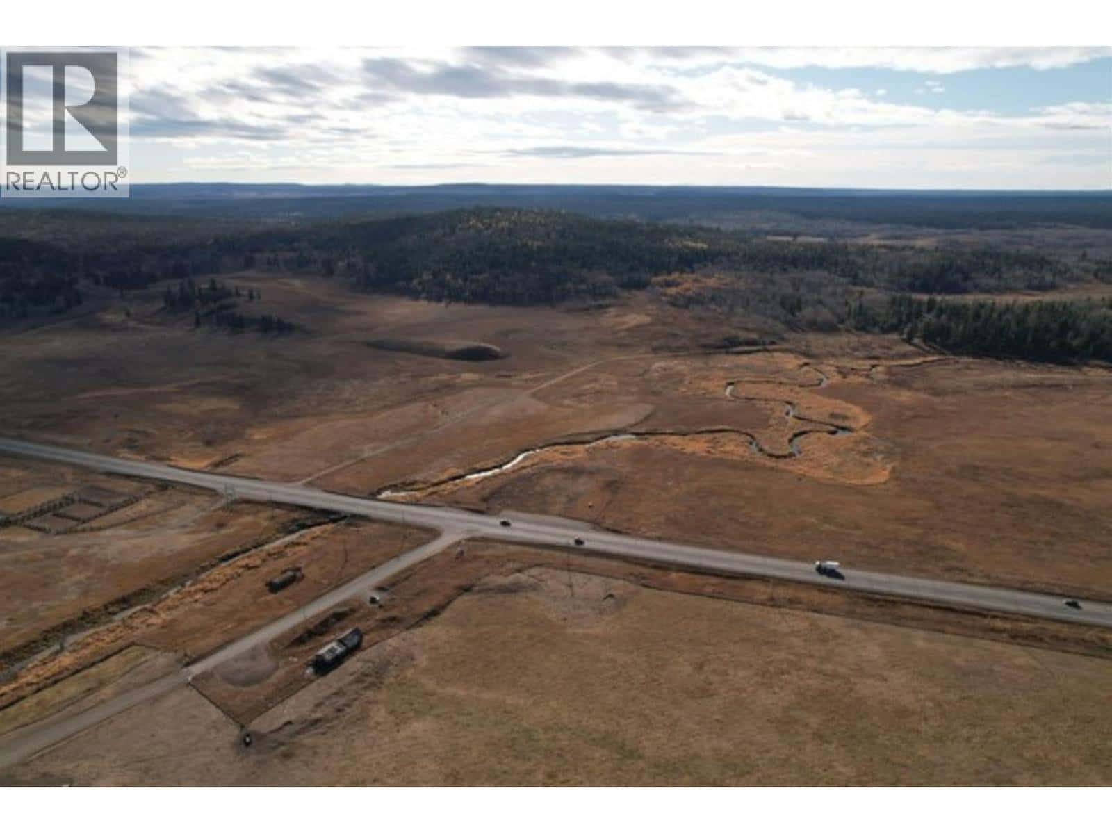 5503 BACKVALLEY ROAD — 100 Mile House, British Columbia - Photo 4 of 11