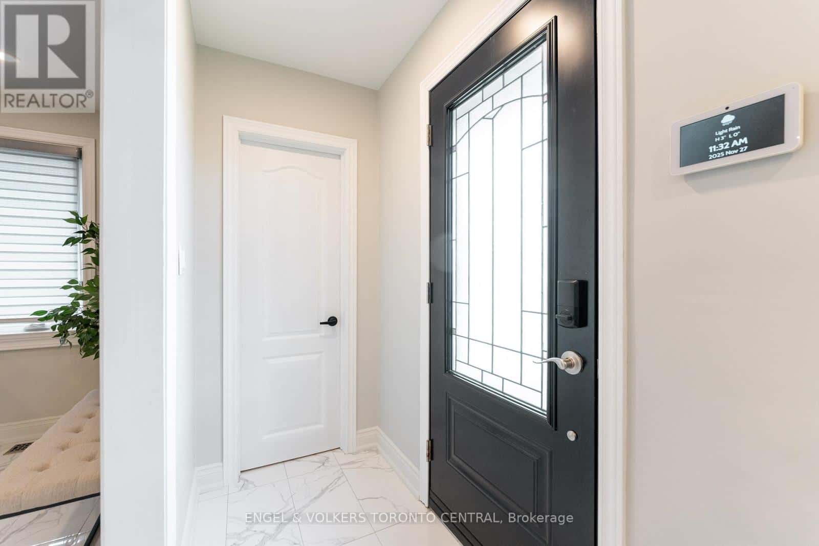 767 PHILLIP MURRAY AVENUE — Oshawa (Lakeview), Ontario - Photo 2 of 39