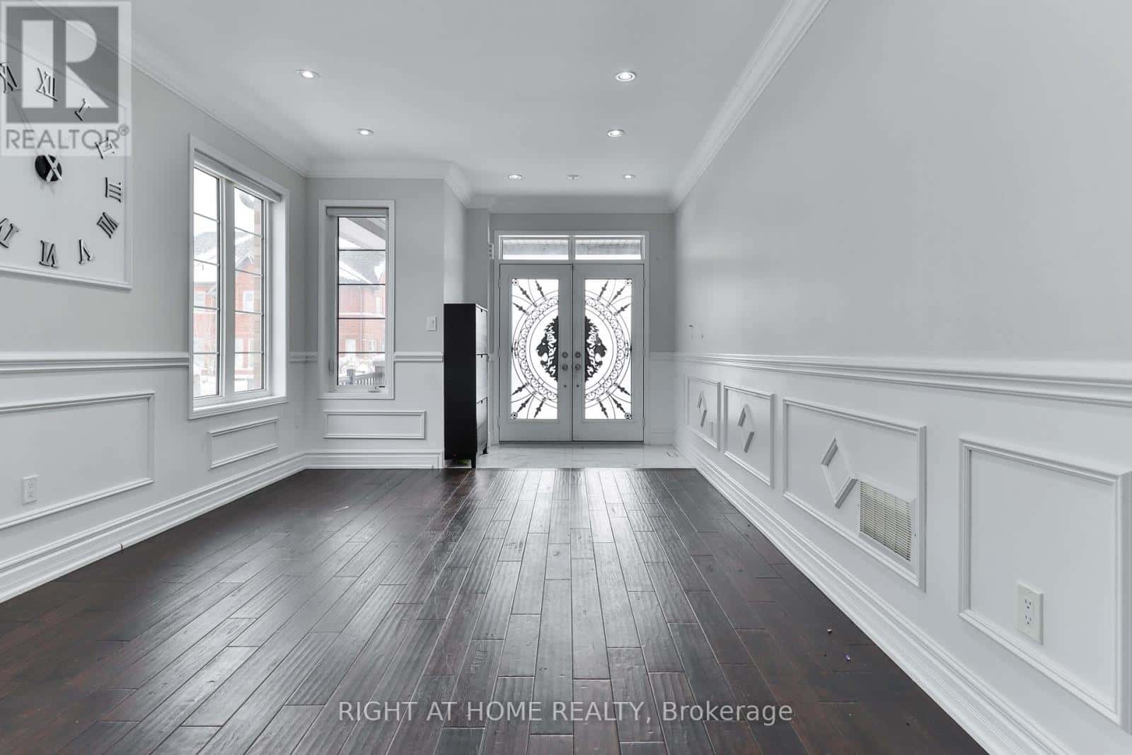 186 COSGROVE DRIVE — Oshawa (Windfields), Ontario - Photo 5 of 43