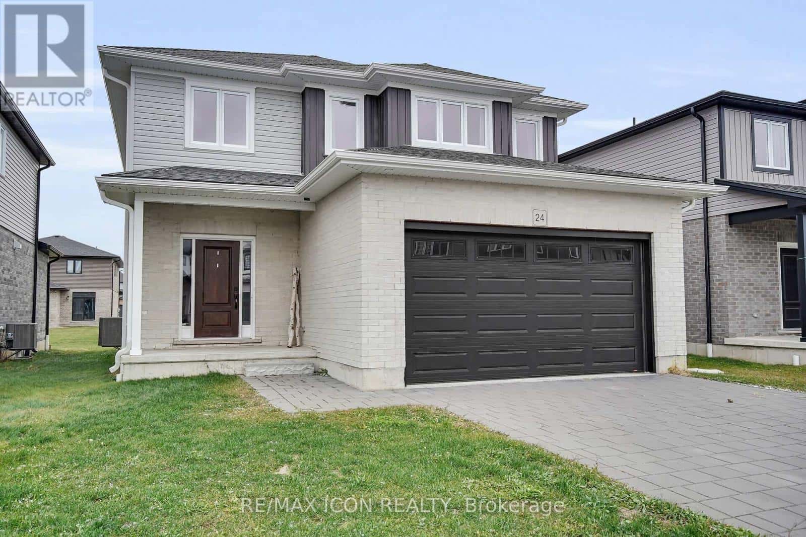 24 ROSINA LANE — Zorra (Thamesford), Ontario - Photo 2 of 25