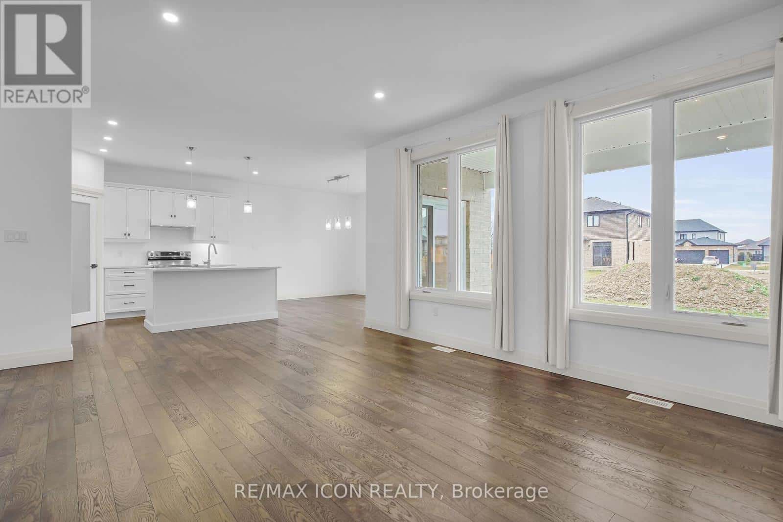 24 ROSINA LANE — Zorra (Thamesford), Ontario - Photo 5 of 25