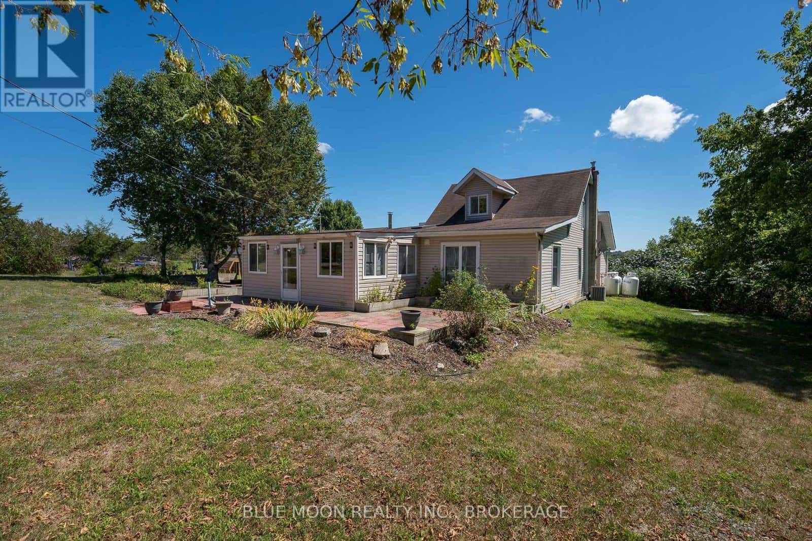 5397 COUNTY 9 ROAD — Greater Napanee (Greater Napanee), Ontario - Photo 2 of 50