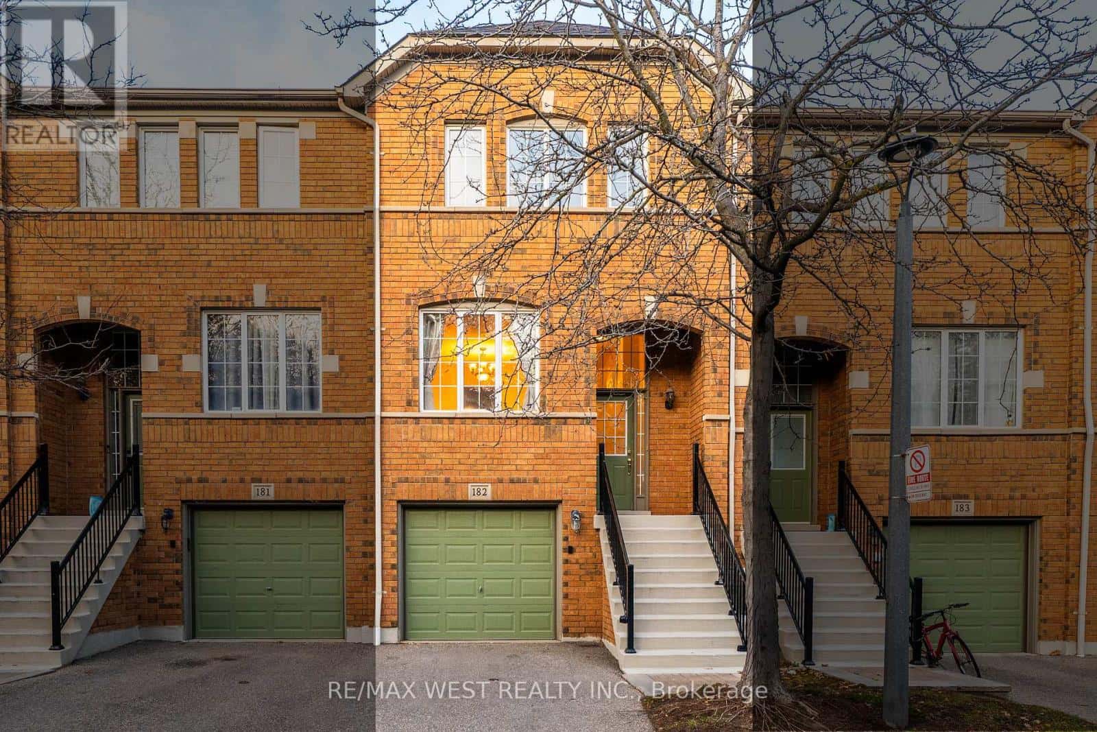 182 - 5530 GLEN ERIN DRIVE — Mississauga (Central Erin Mills), Ontario - Photo 3 of 39