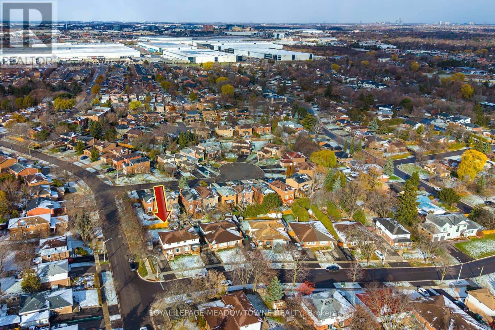 40 JOYCELYN DRIVE — Mississauga (Streetsville), Ontario - Photo 2 of 45