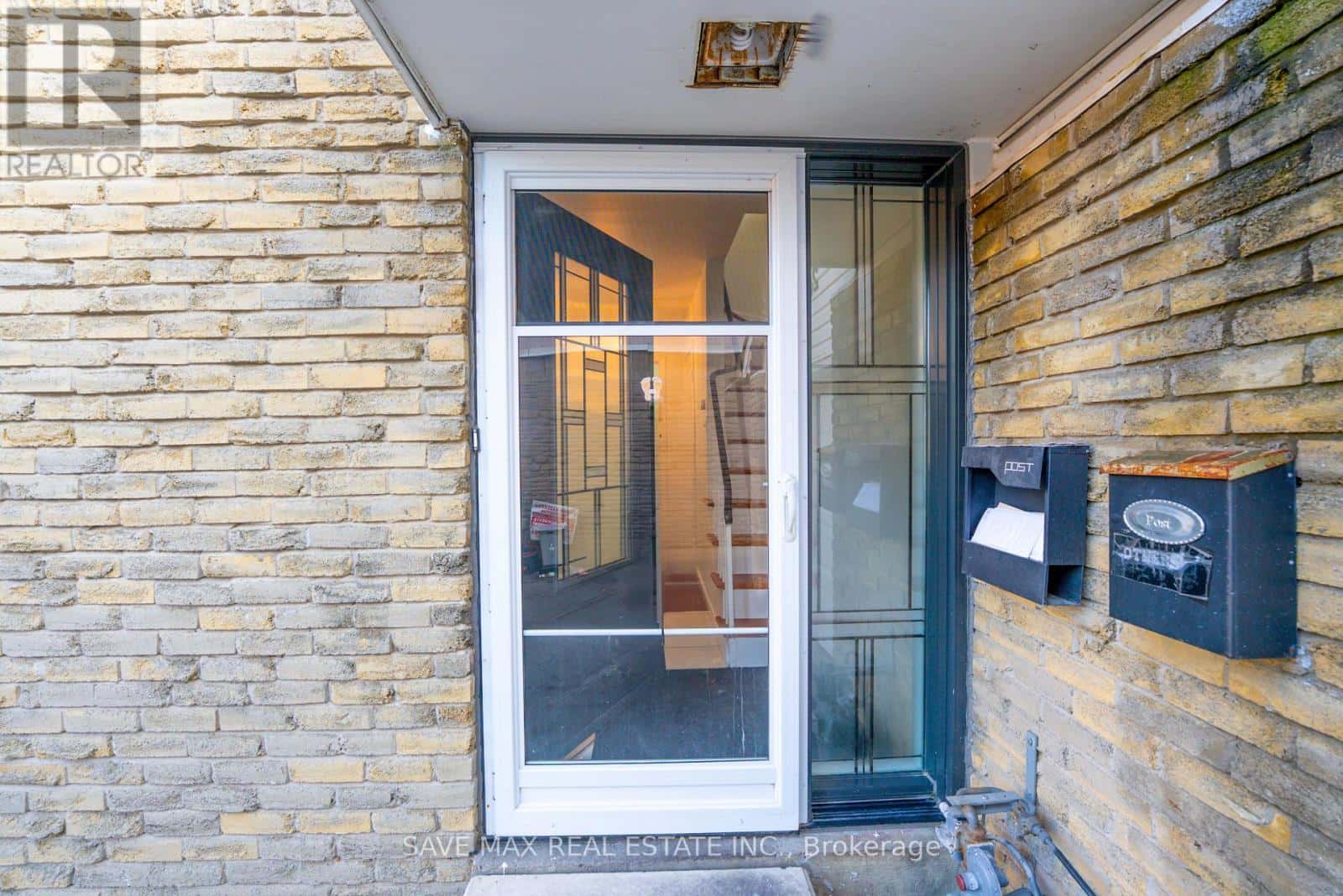 28 GAILWOOD COURT — Brampton (Northgate), Ontario - Photo 3 of 50