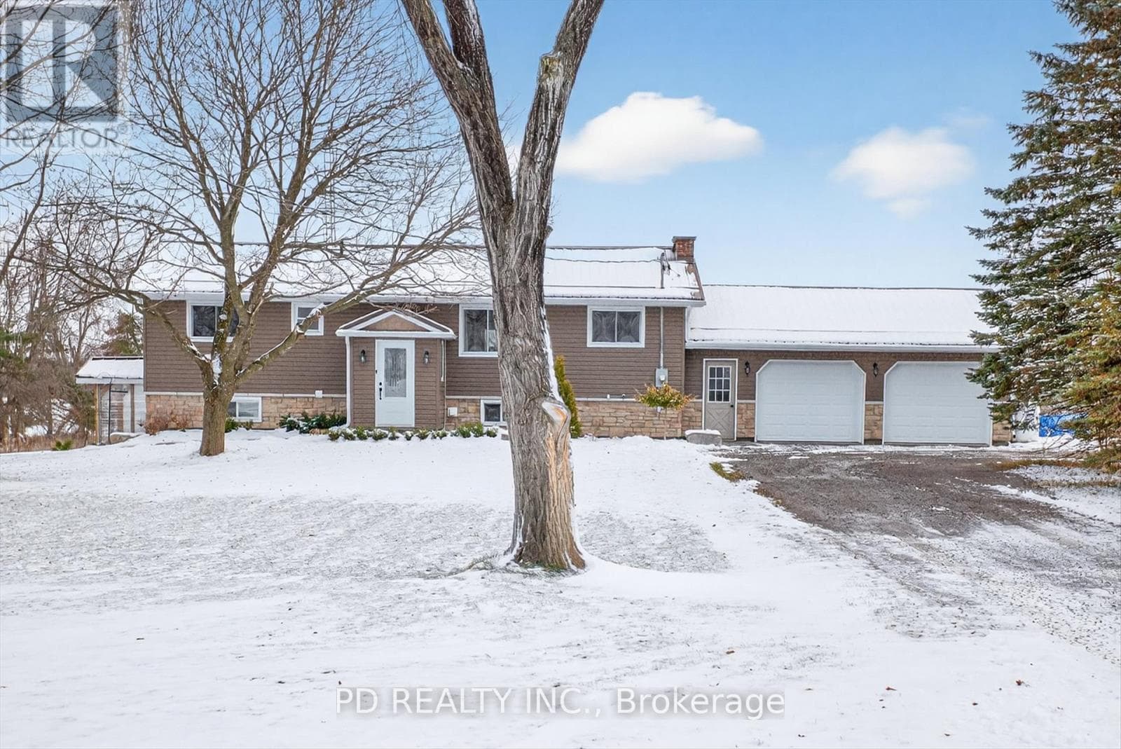 308 CROSS CREEK ROAD — Kawartha Lakes (Ops), Ontario - Main photo