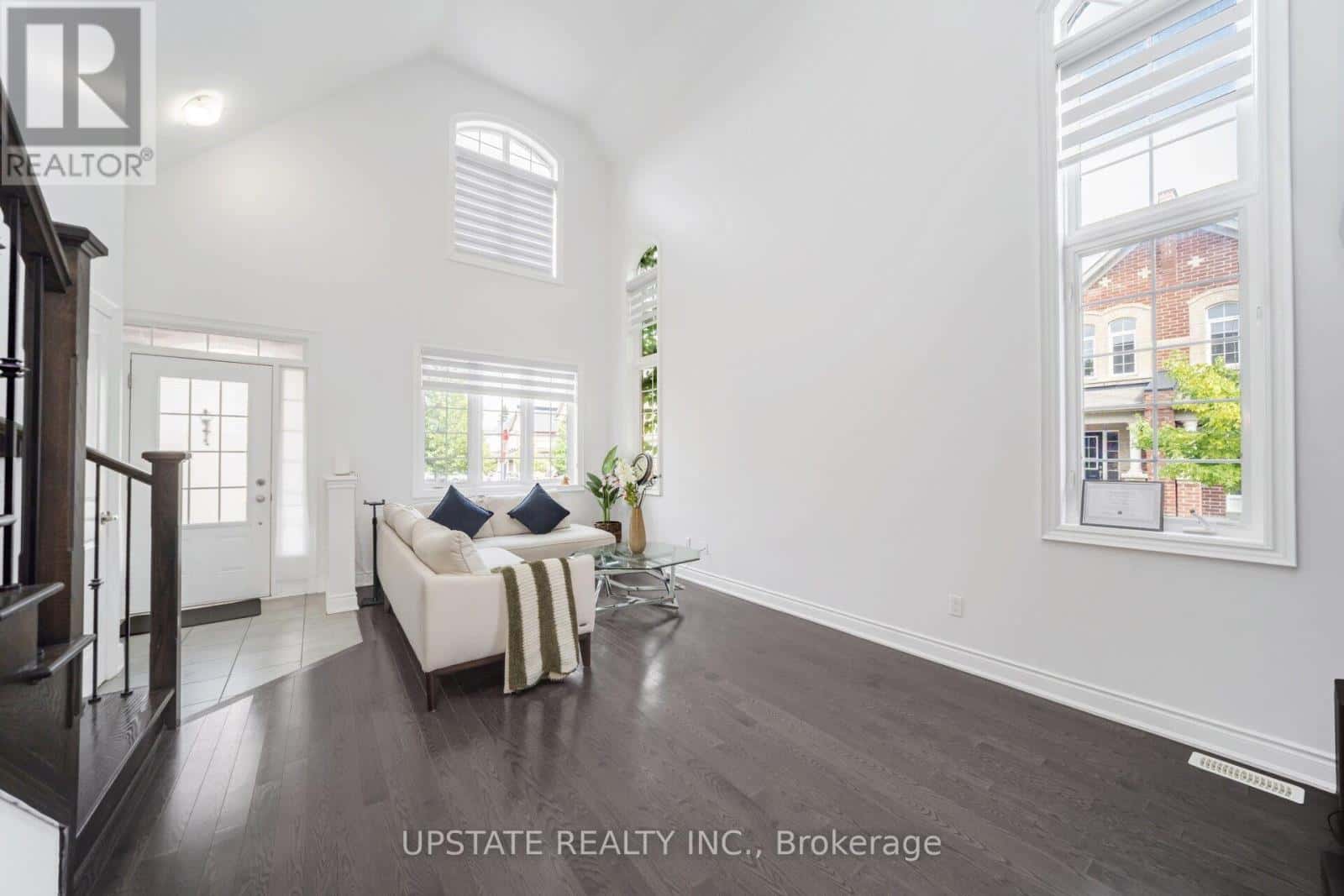 117 - 48 C LINE — Orangeville, Ontario - Photo 3 of 29