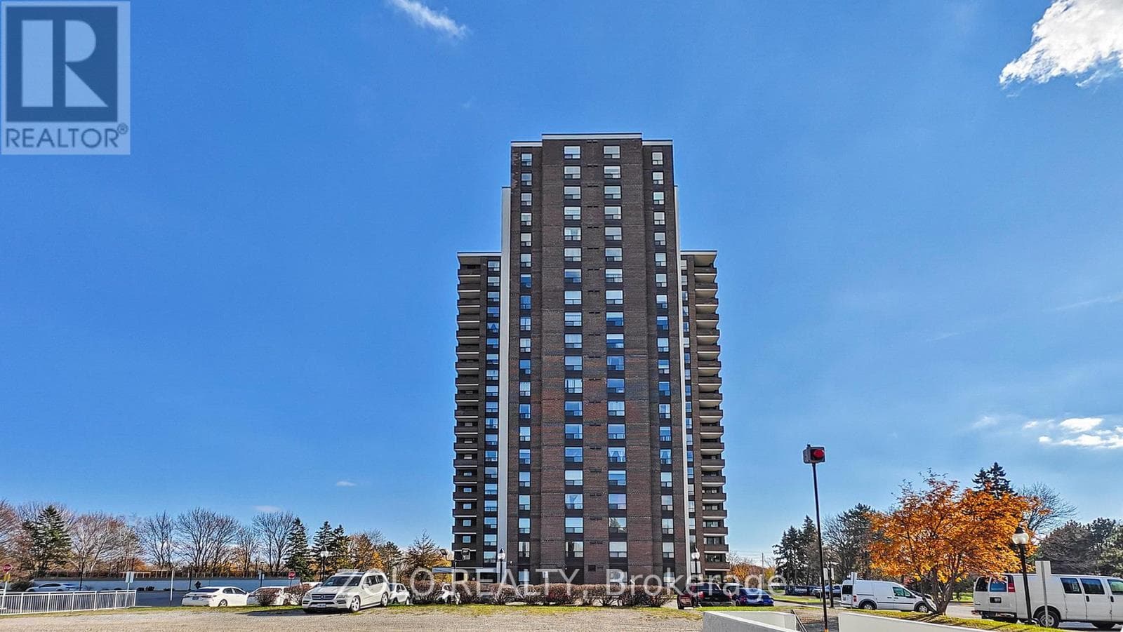 1509 - 1515 LAKESHORE ROAD E — Mississauga (Lakeview), Ontario - Main photo
