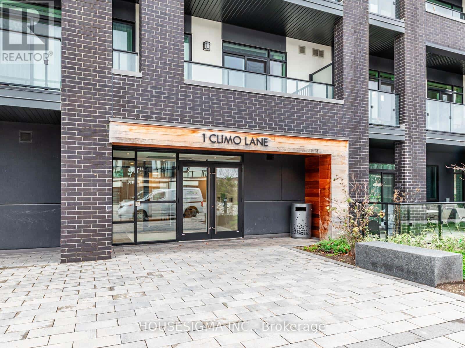 313 - 1 CLIMO LANE — Markham (Wismer), Ontario - Photo 2 of 27