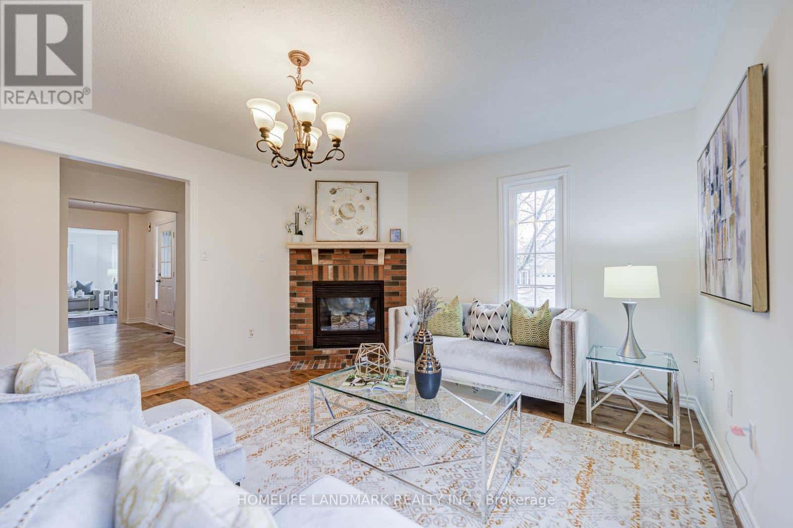 223 DEERGLEN TERRACE — Aurora (Aurora Grove), Ontario - Photo 4 of 42