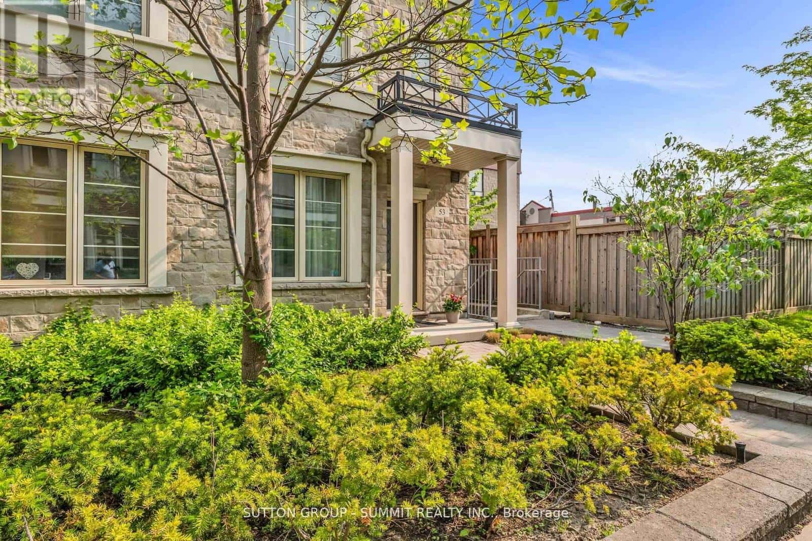 53 - 636 EVANS AVENUE S — Toronto (Alderwood), Ontario - Photo 3 of 44