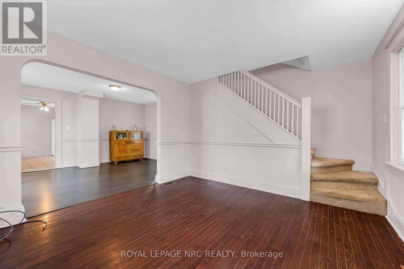 36 ELIZABETH STREET — St. Catharines (Downtown), Ontario - Photo 5 of 28