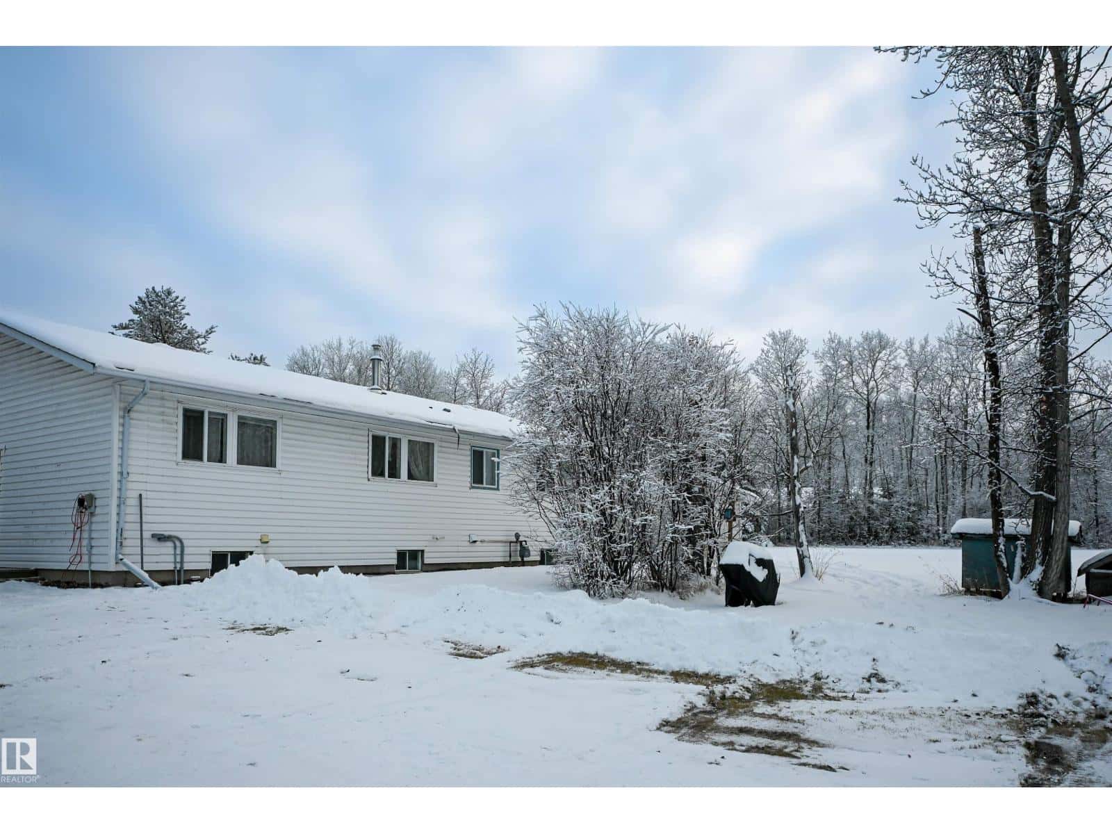 62418 Rge Rd 440 — Rural Bonnyville M.D., Alberta - Photo 3 of 17