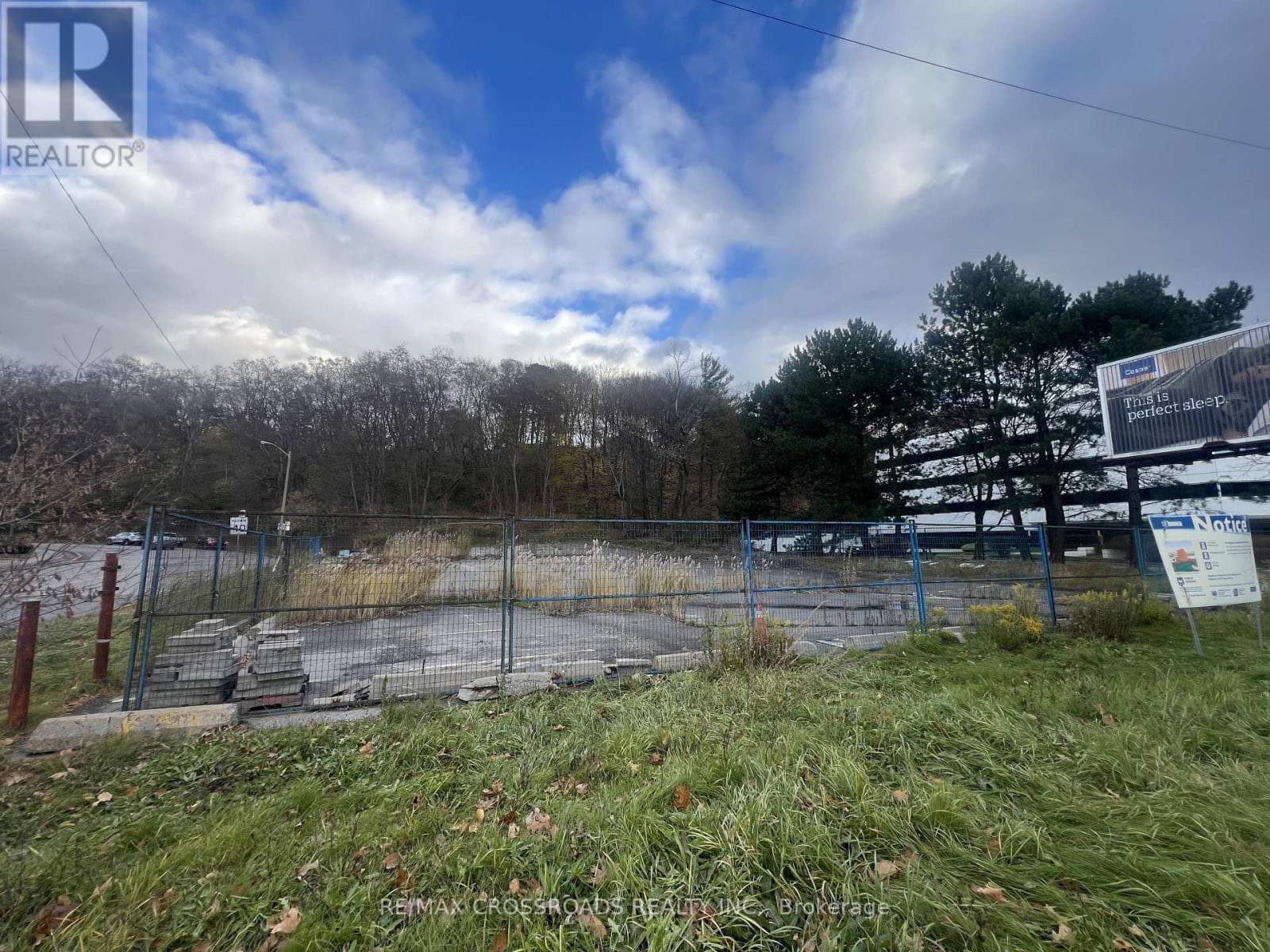 4155 YONGE STREET — Toronto (St. Andrew-Windfields), Ontario - Main photo