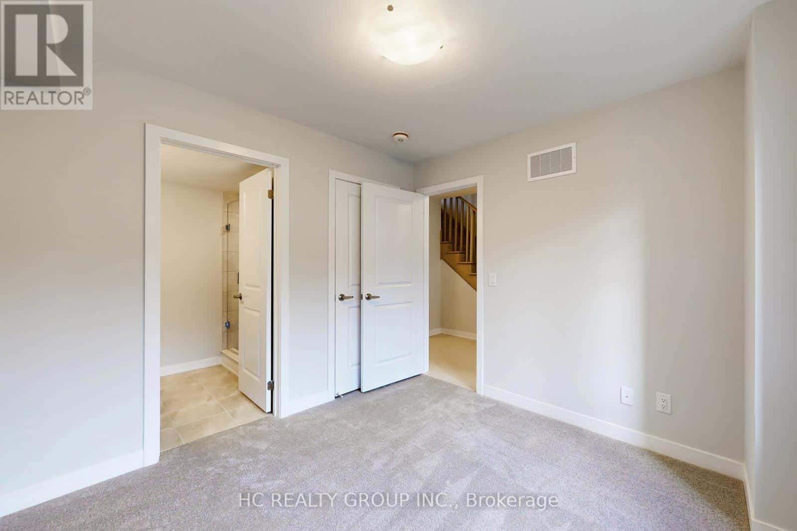 46 YORK DOWNS BOULEVARD — Markham (Angus Glen), Ontario - Photo 4 of 43