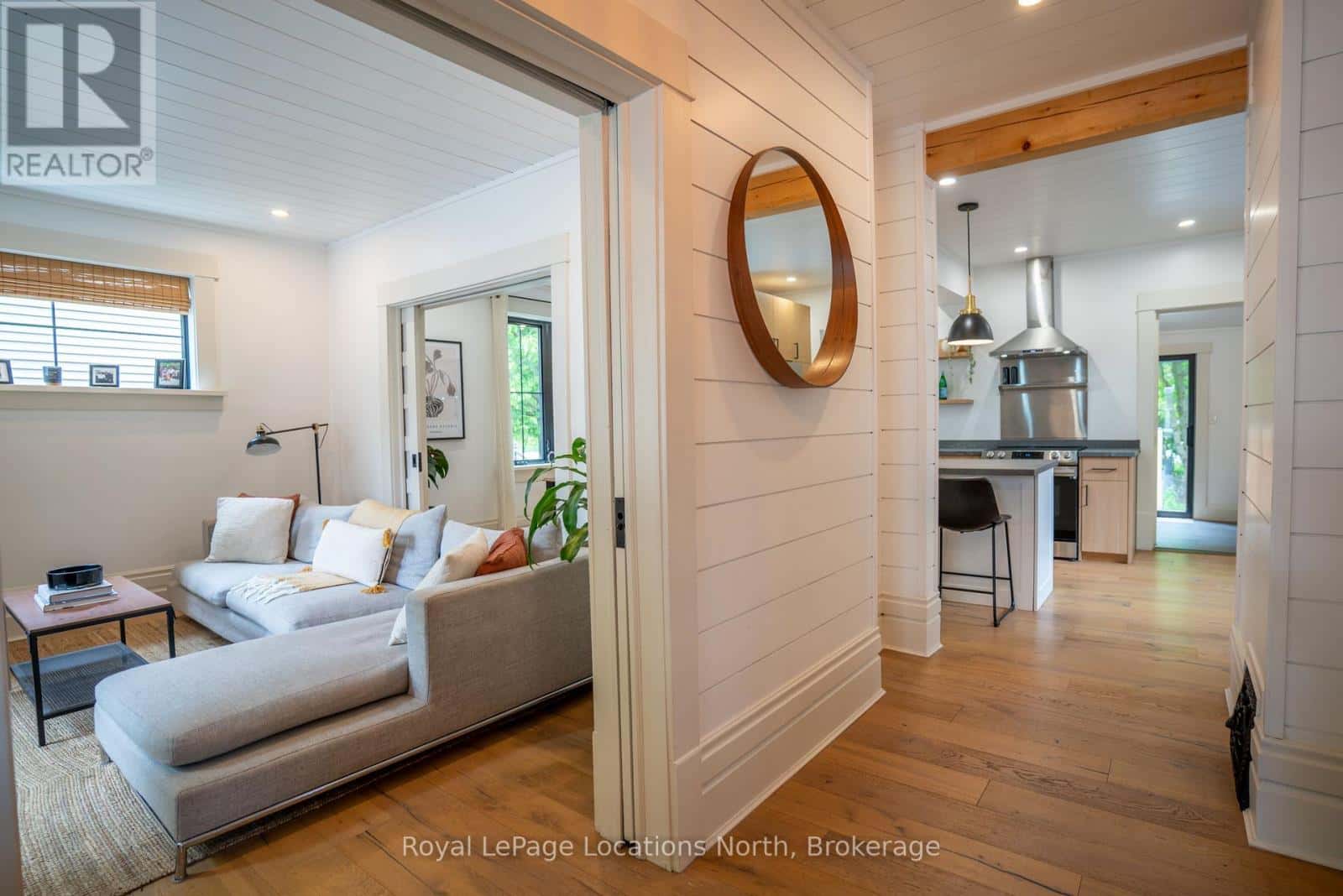 24 MARSHALL STREET W — Meaford, Ontario - Photo 4 of 37