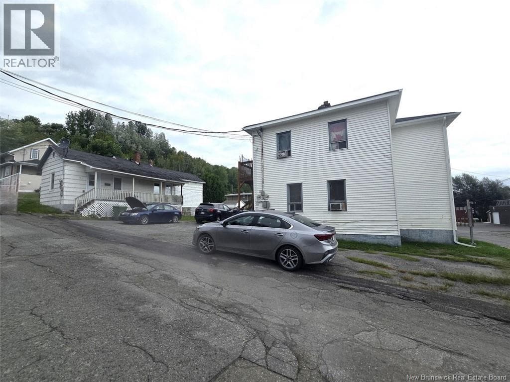 17-23 Rosario Street — Edmundston, New Brunswick - Main photo