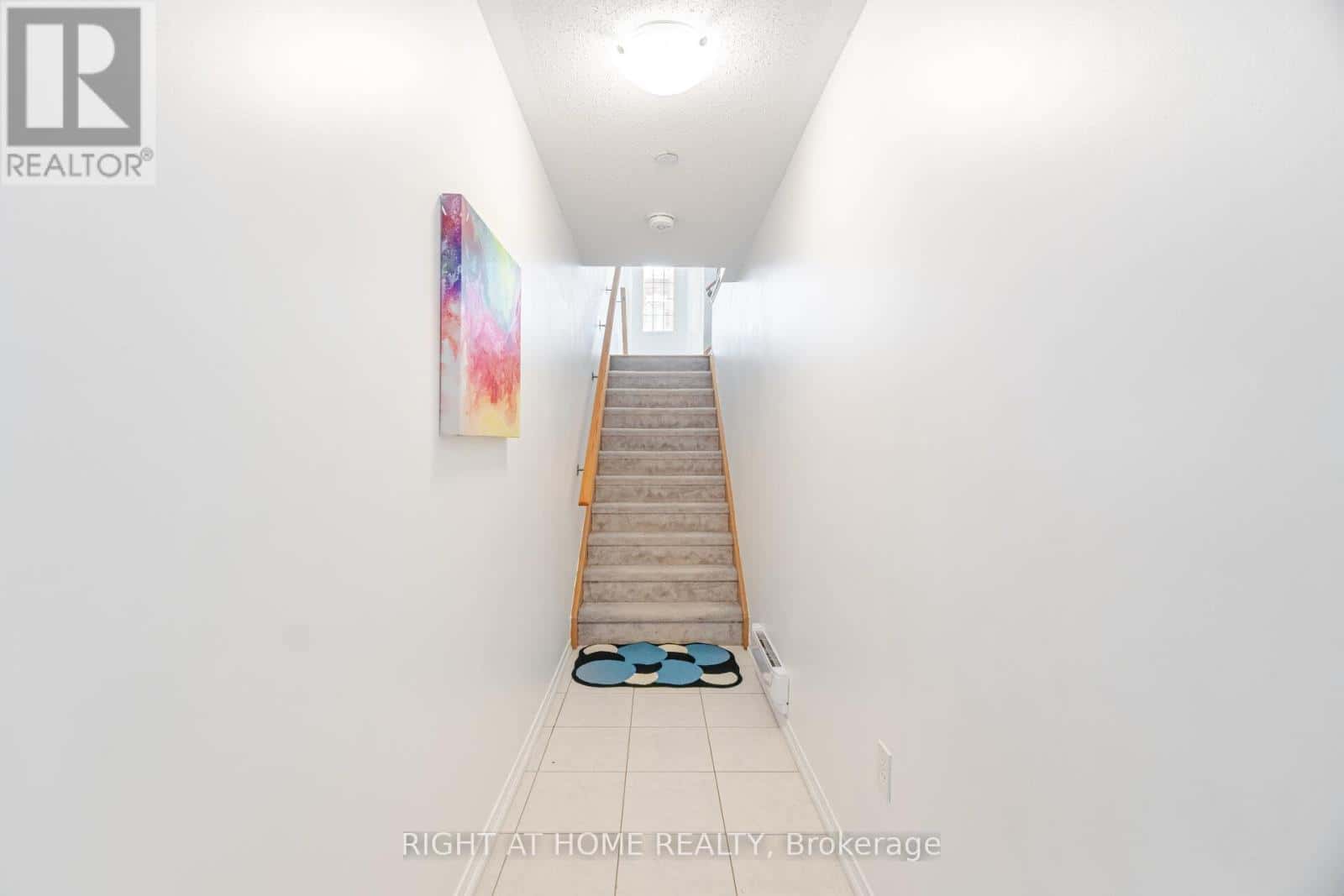 45 ICY NOTE PATH — Oshawa (Windfields), Ontario - Photo 5 of 37