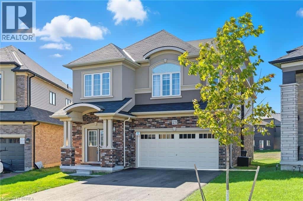 23 WHITTON Drive — Paris, Ontario - Photo 2 of 41