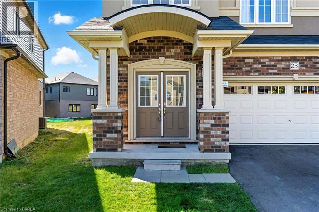 23 WHITTON Drive — Paris, Ontario - Photo 3 of 41