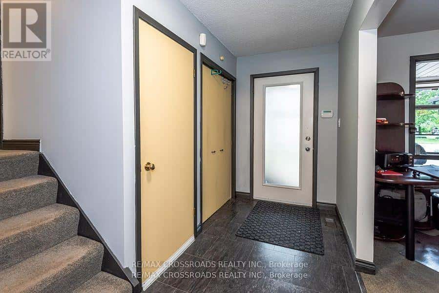 9910 MORNING GLORY ROAD — Georgina (Pefferlaw), Ontario - Photo 5 of 34