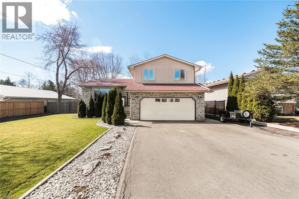 91 THORBURN Street S — Cayuga, Ontario - Main photo