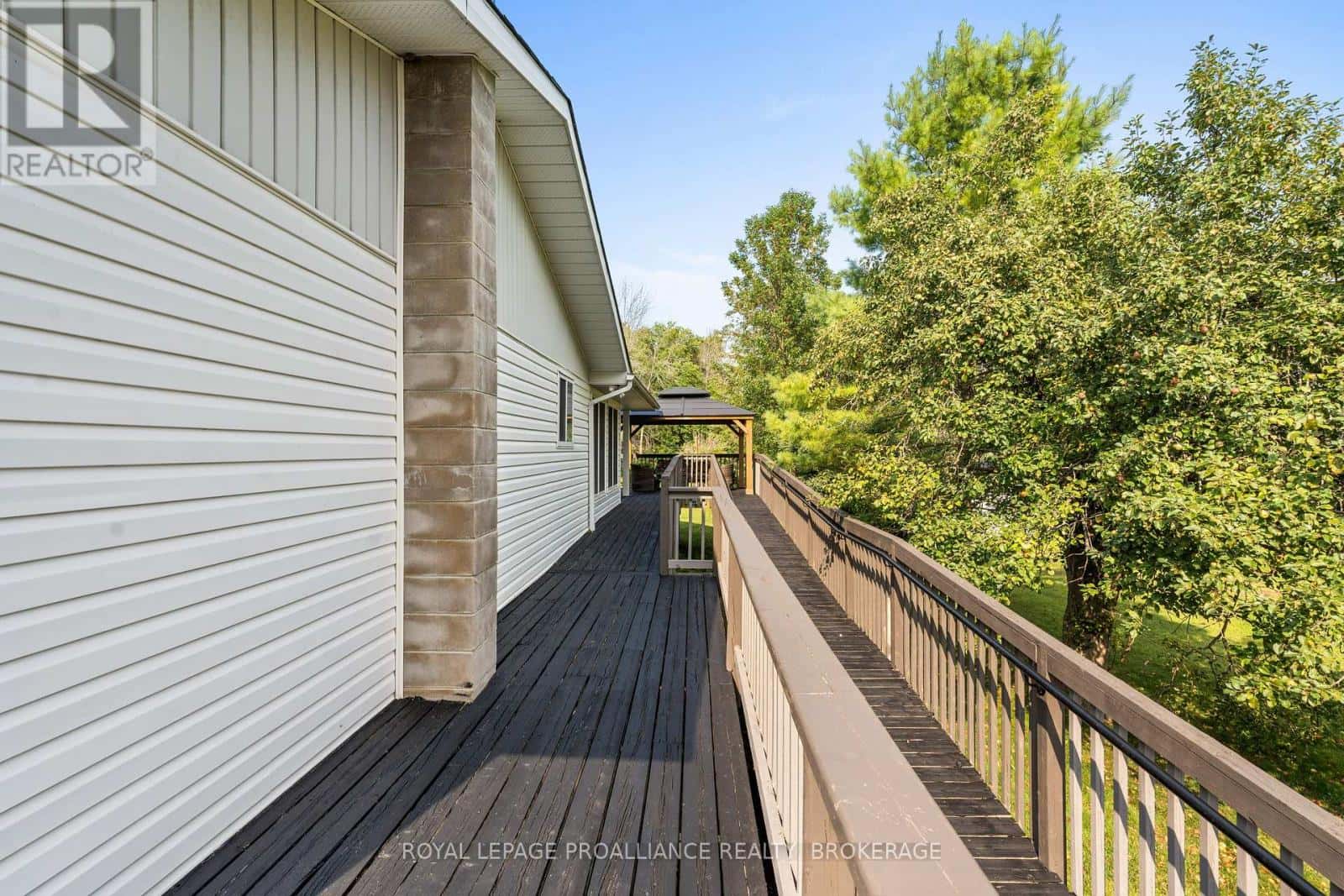 1544 LAKE ROAD — Stone Mills (Stone Mills), Ontario - Photo 4 of 50