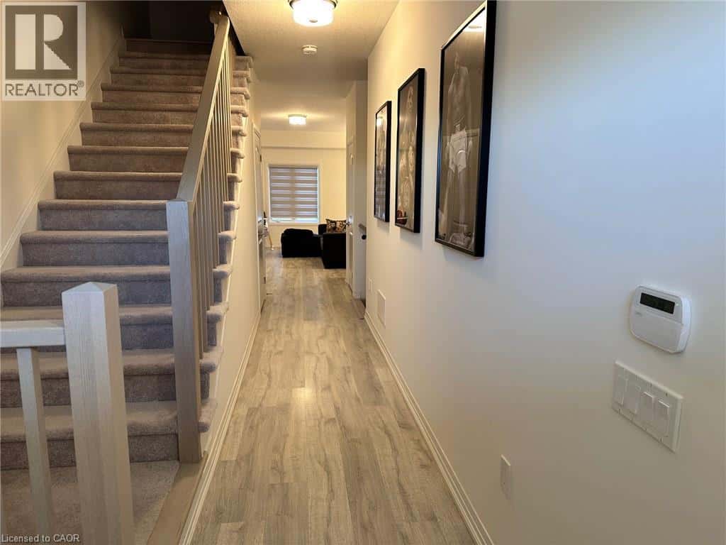 37 GEORGE BRIER Drive W — Paris, Ontario - Photo 2 of 23