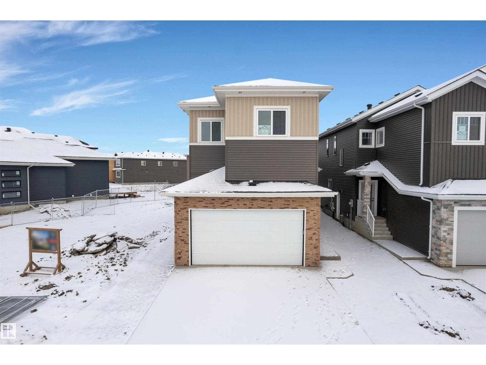 31 ELDRIDGE PT - Main photo, St. Albert, Alberta