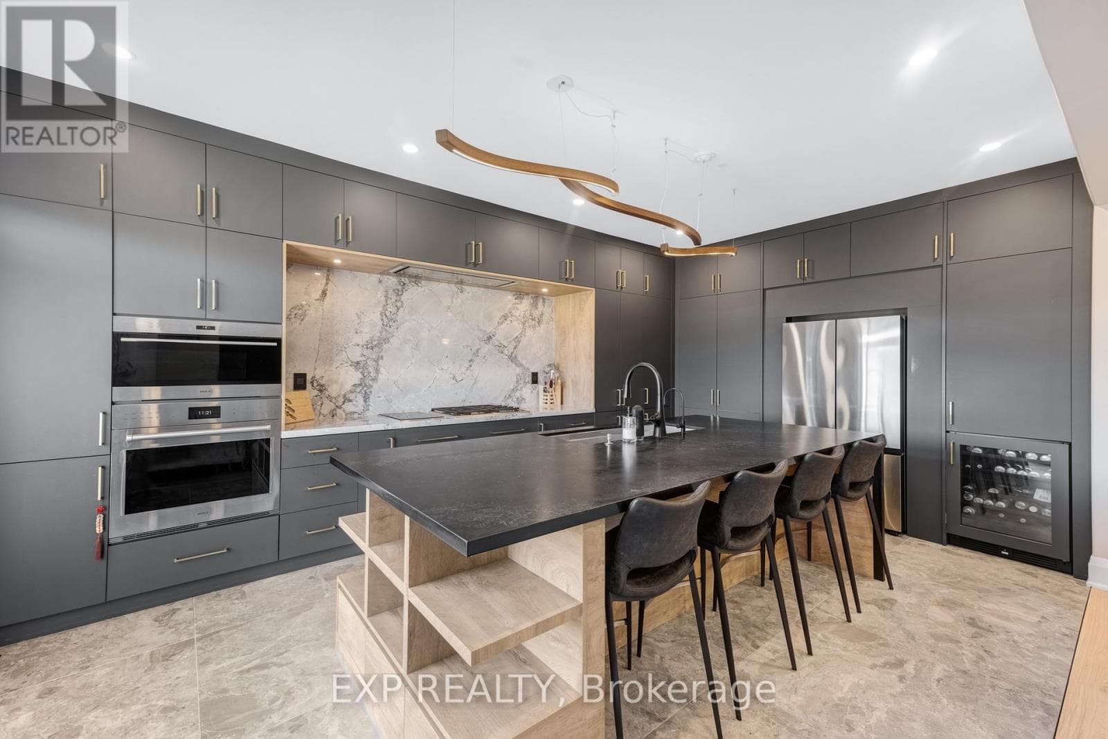 169 BAWDEN DRIVE — Richmond Hill, Ontario - Main photo