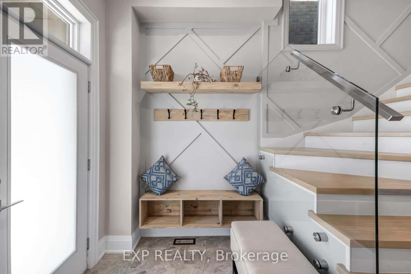 169 BAWDEN DRIVE — Richmond Hill, Ontario - Photo 4 of 48